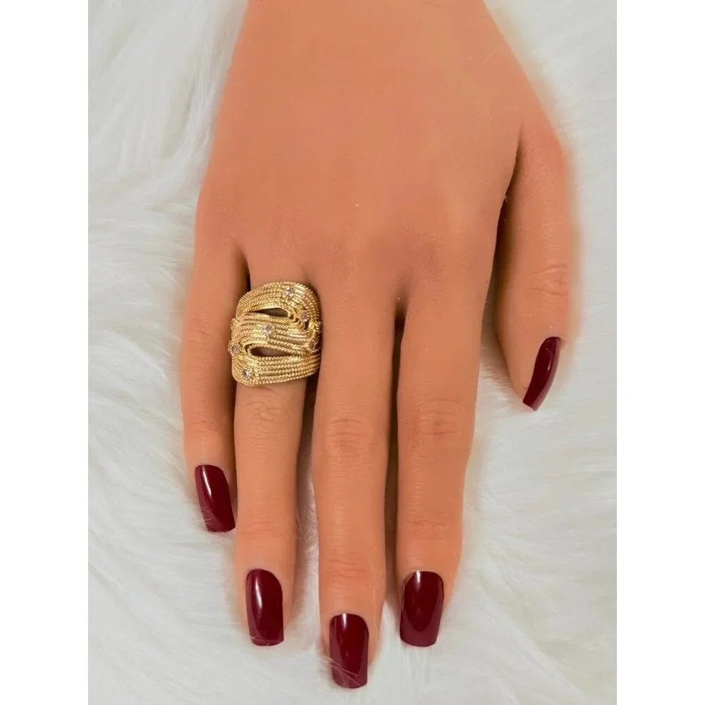 Unique Swirl Cz Ring‎